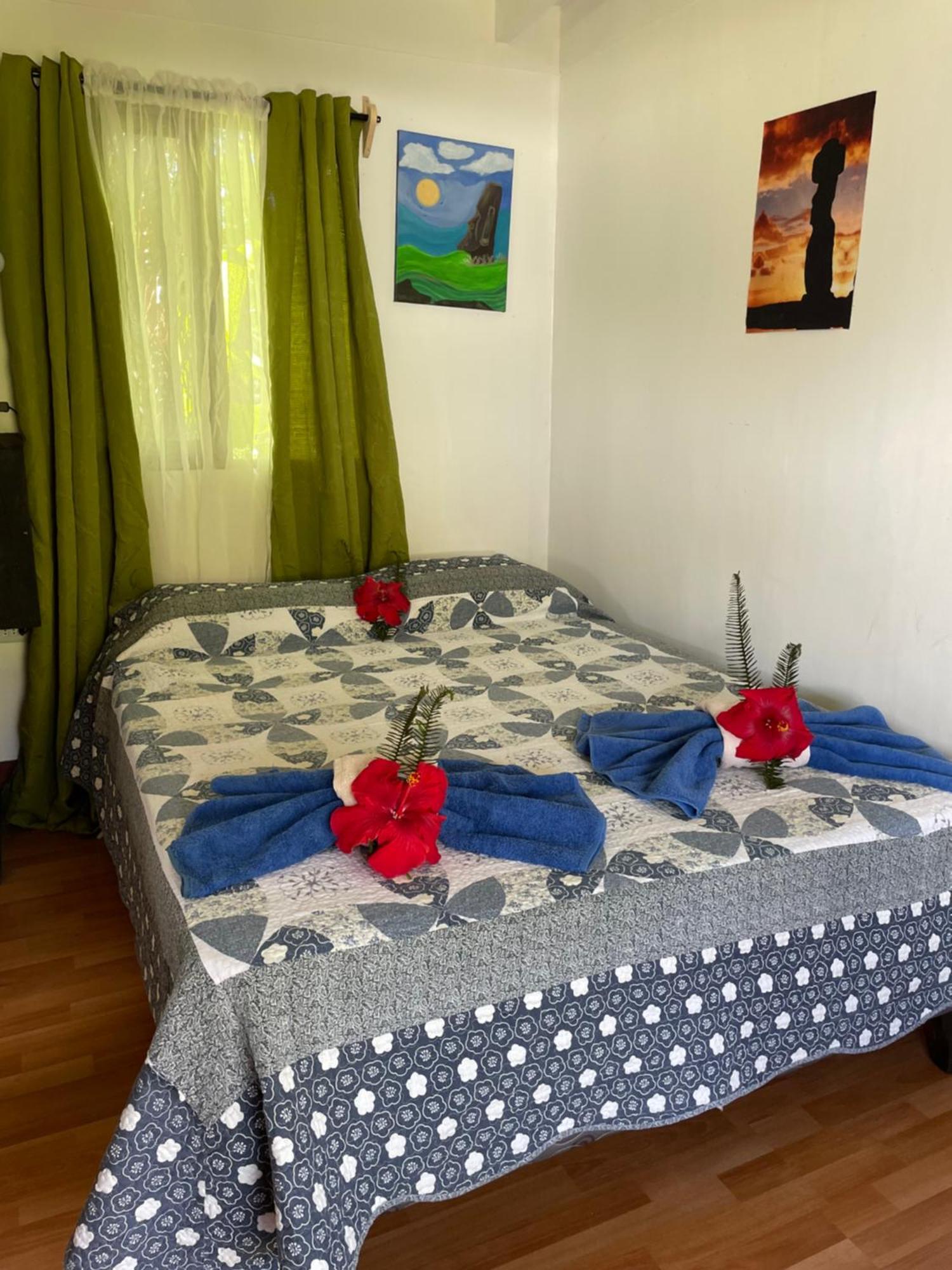 Pua Vaenga Hostel อังกาโรอา ภายนอก รูปภาพ