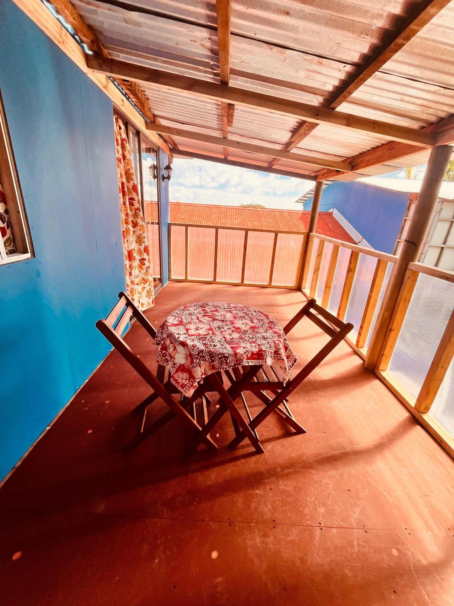 Pua Vaenga Hostel อังกาโรอา ภายนอก รูปภาพ